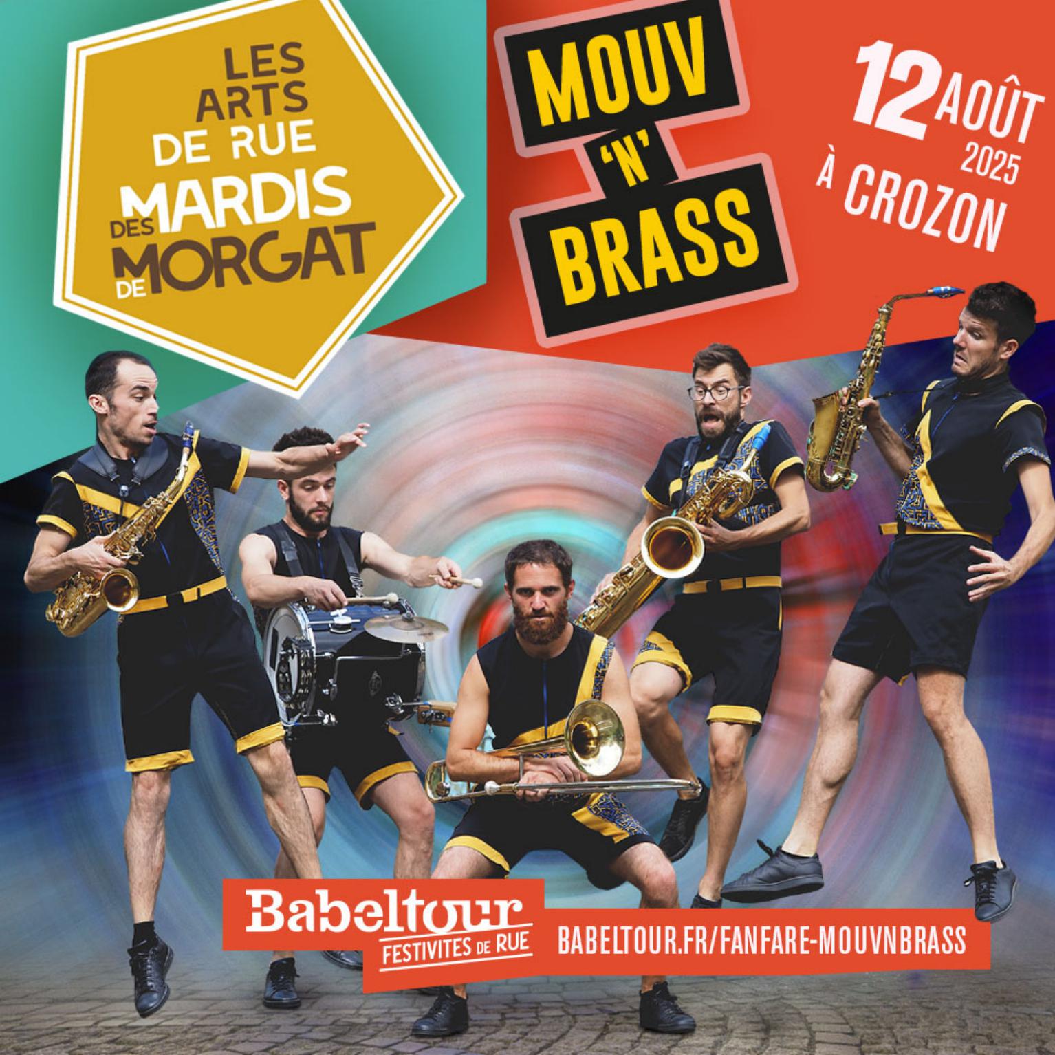 Fanfare Mouv'n'Brass en Finistère,Bretagne. Festival Les mardis de Morgat. Musique et arts de la rue