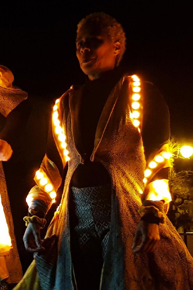 fanfare lumineuse pour évènement de nuit