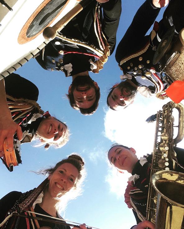 Fanfare Mukasamuka (musique et arts de la rue, Angers, Nantes))