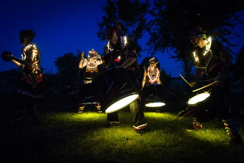 La fanfare lumineuse Samba Baladi (Angers, Maine et Loire))